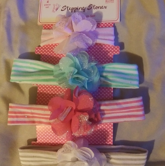 Bundle of infant headbands - Picture 3 of 4